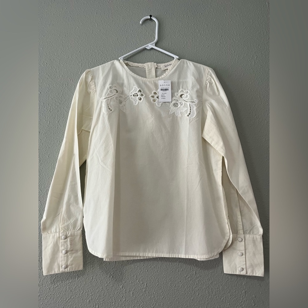 BOHME L/S ivory embroidery top size MEDIUM